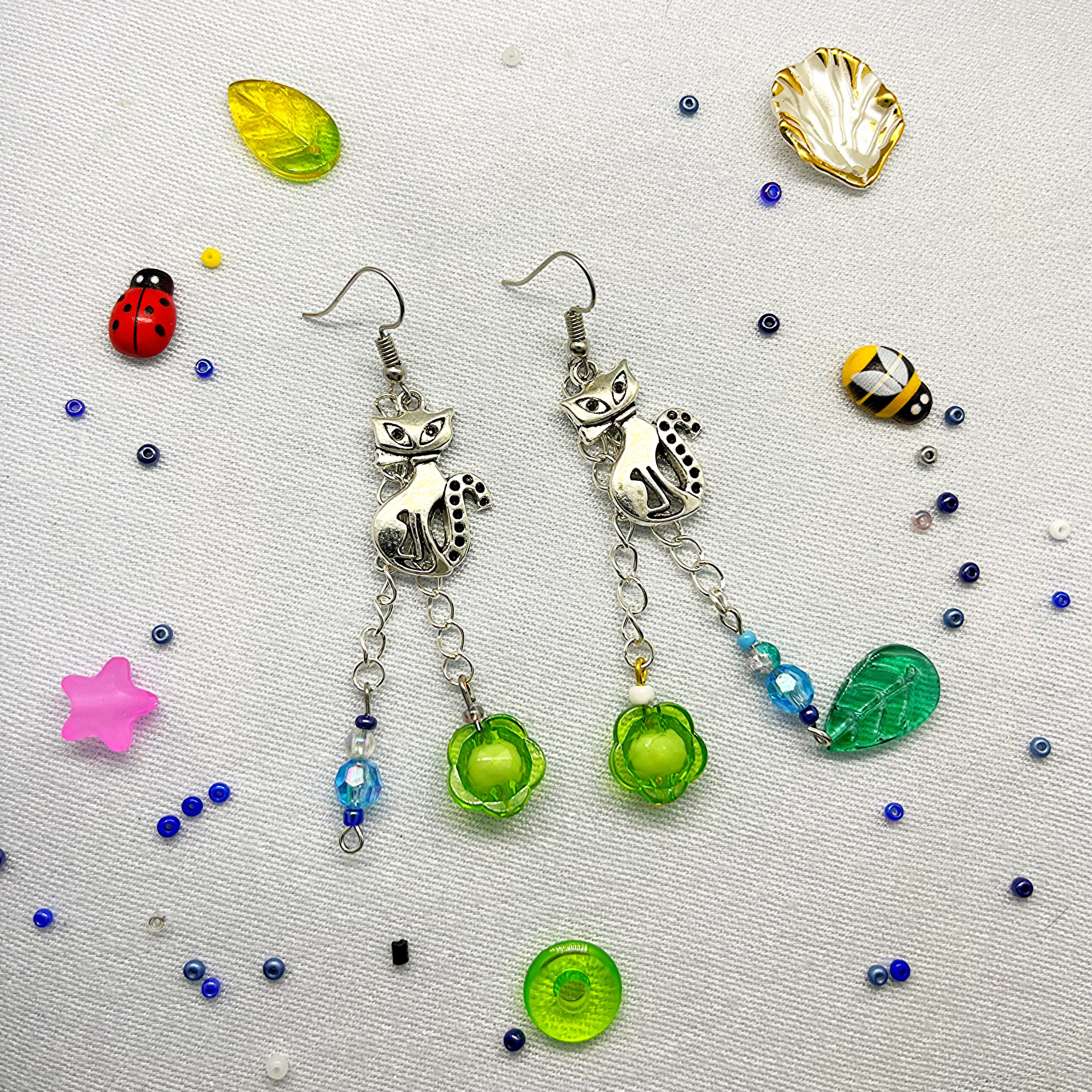 no:202 Earrings, Made by Djongi