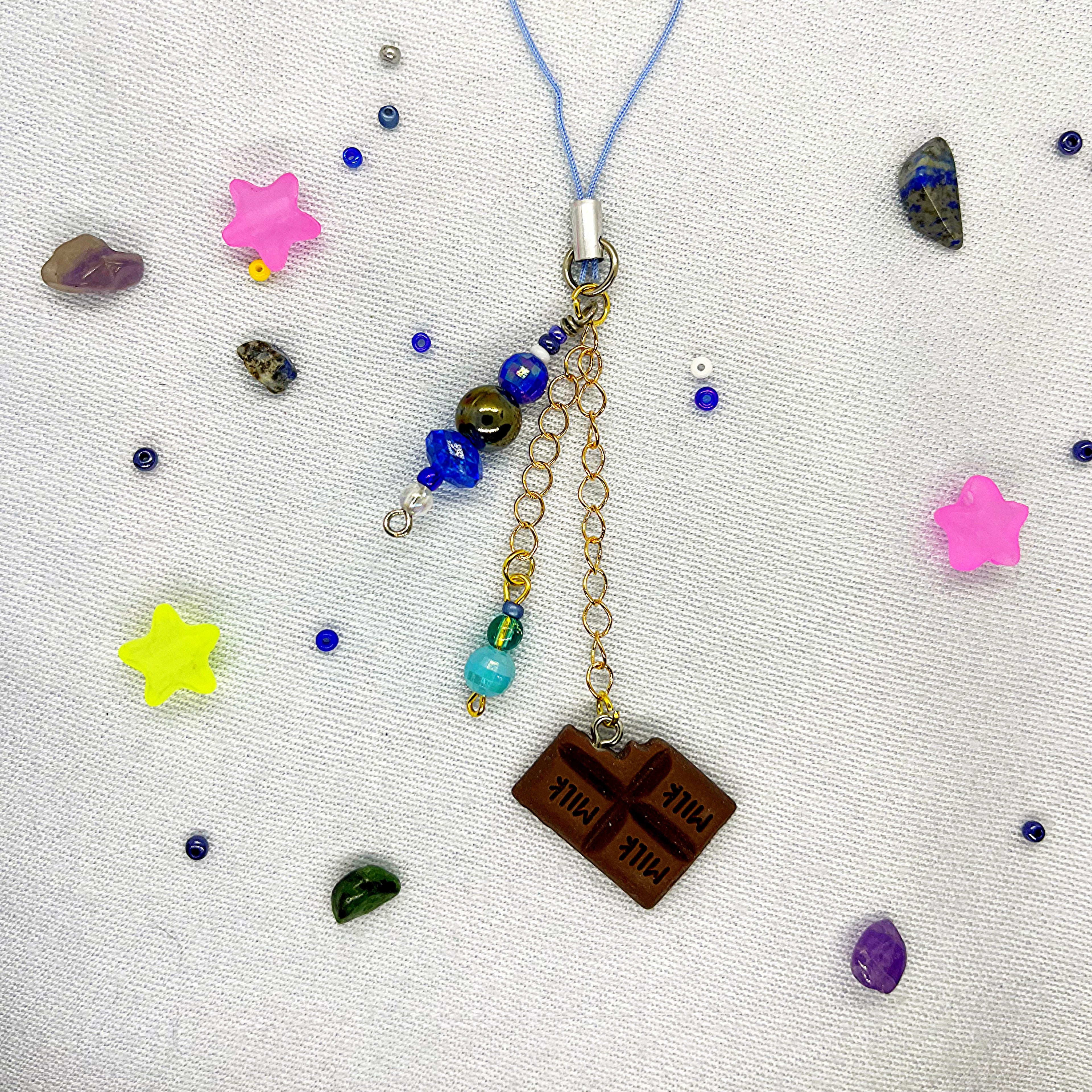 no:302 Charm, Made by Djongi