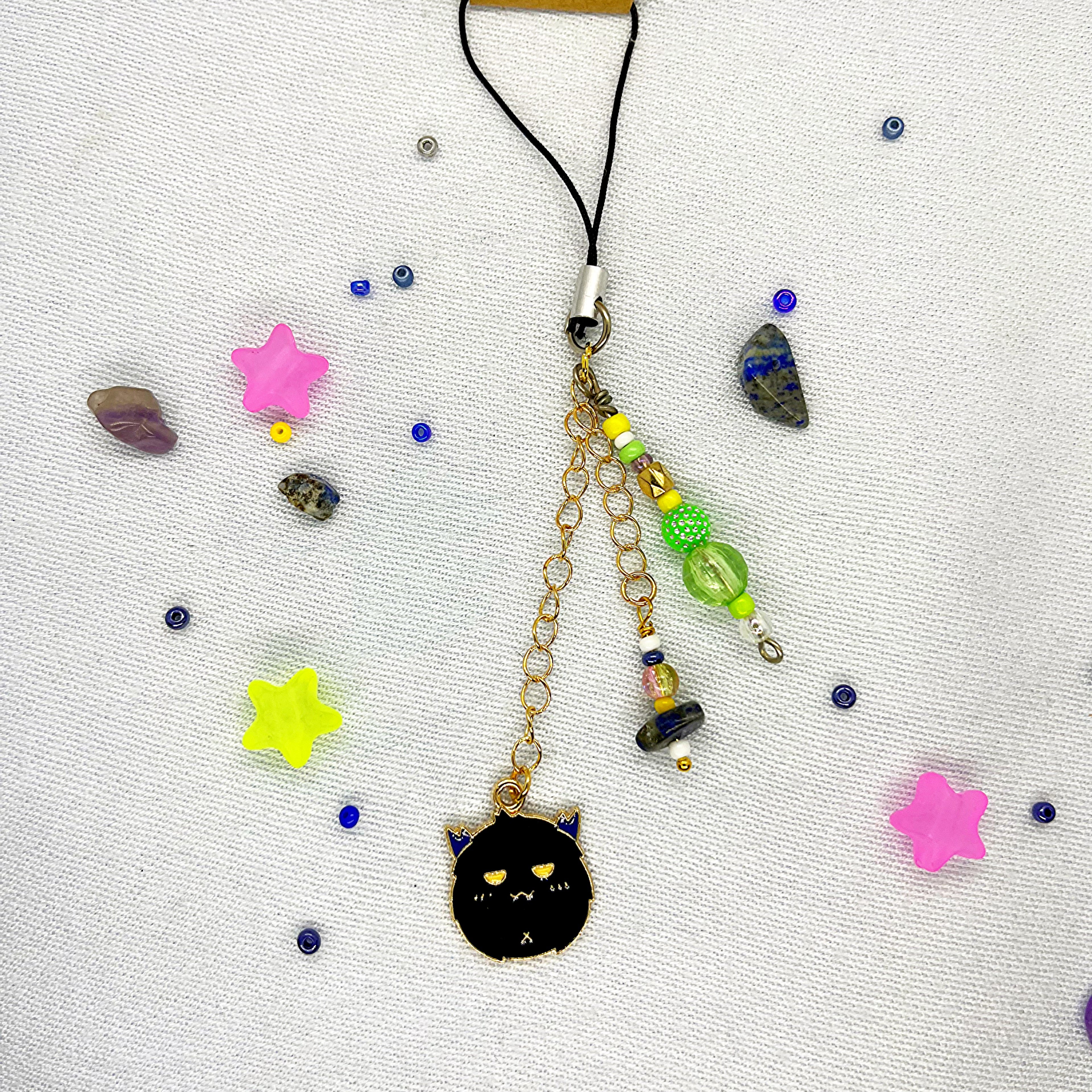 no:318 Charm, Made by Djongi