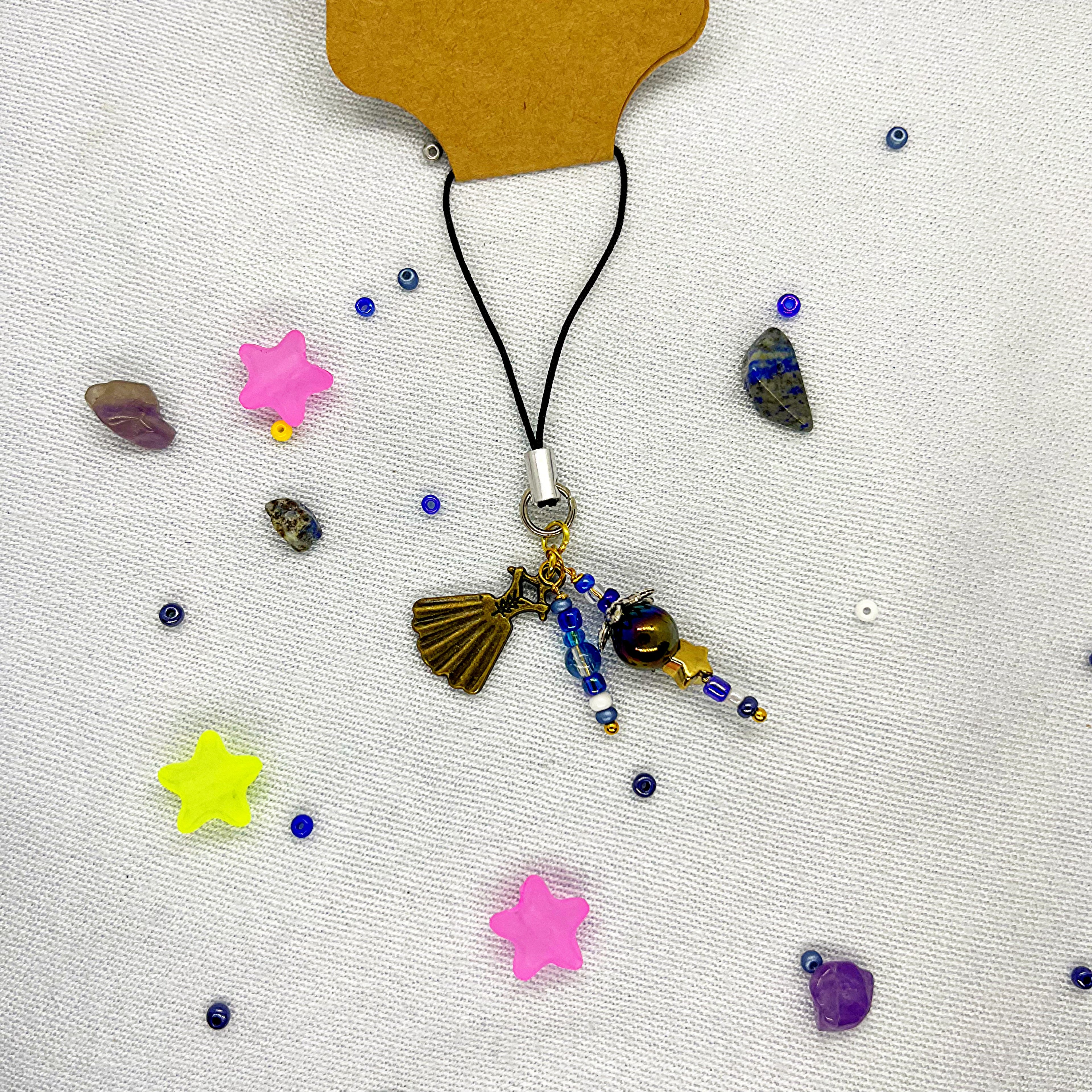 no:322 Charm, Made by Djongi