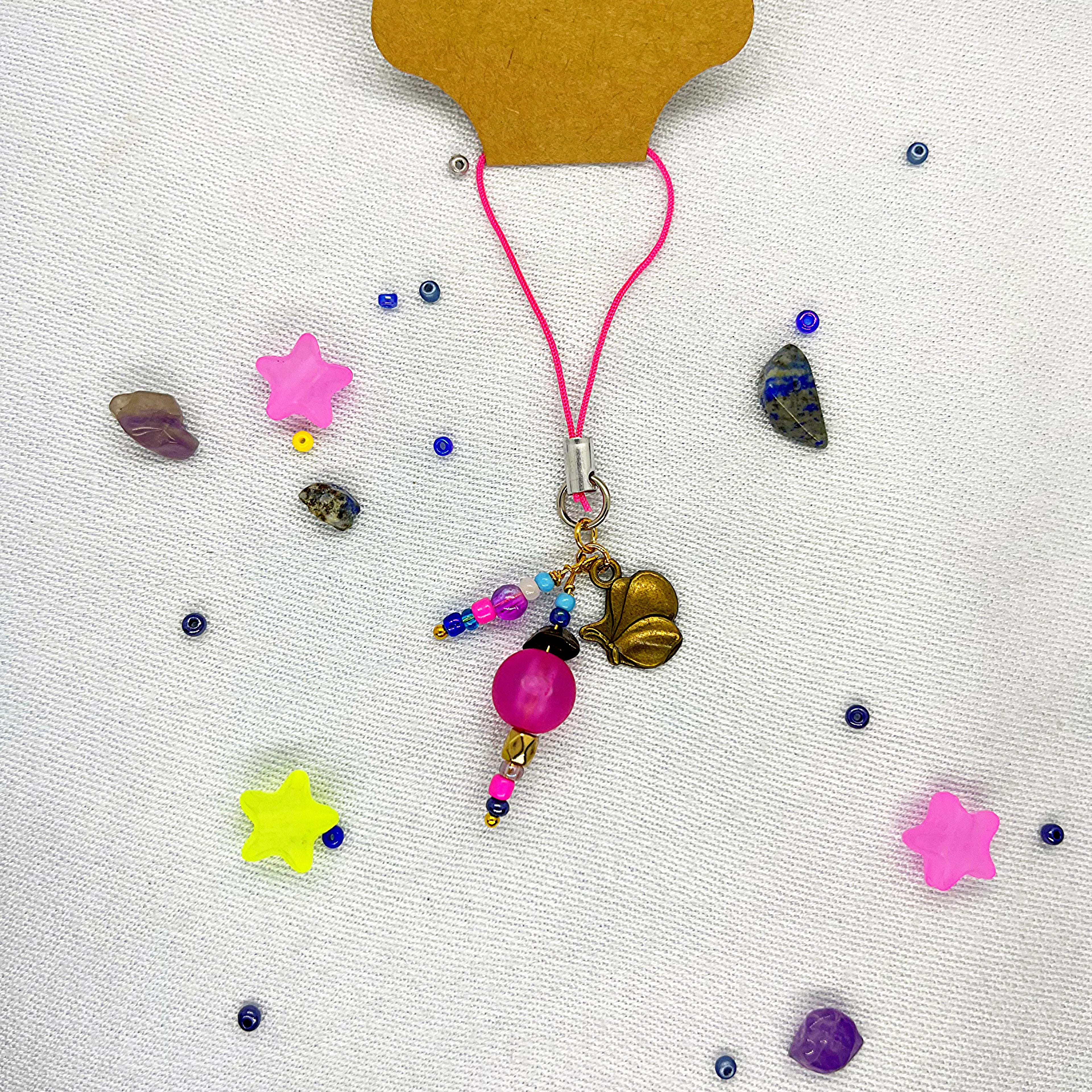 no:329 Charm, Made by Djongi