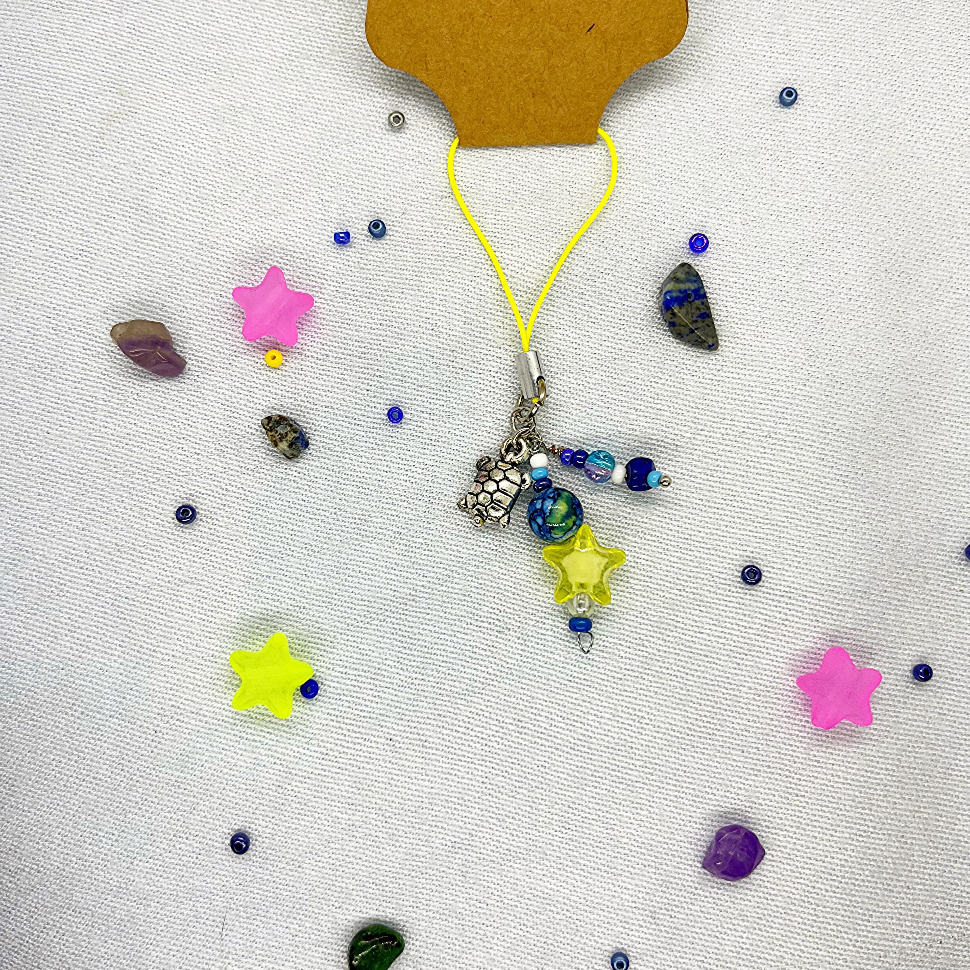 no:330 Charm, Made by Djongi
