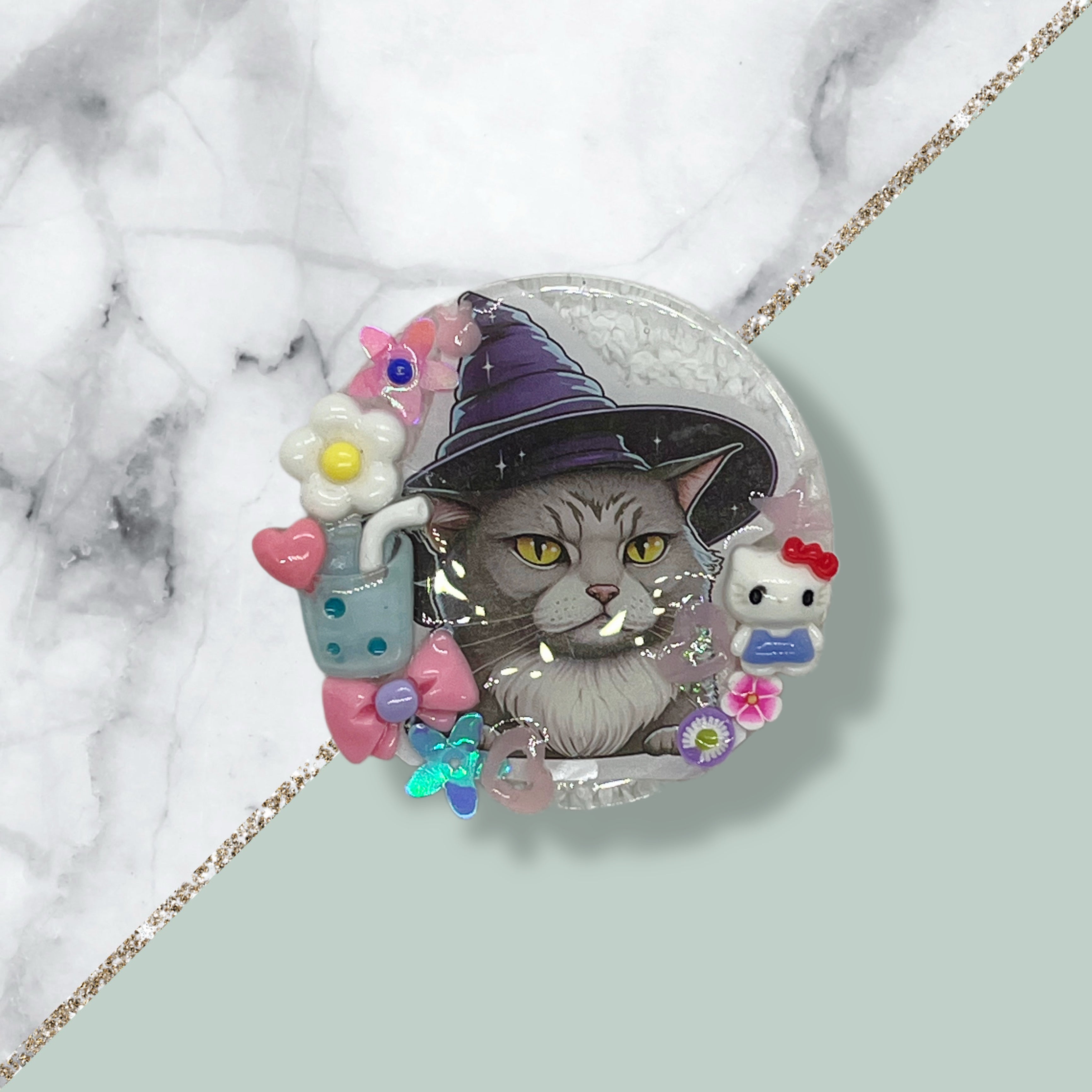 no:705 Resin magnet, Made by Djongi