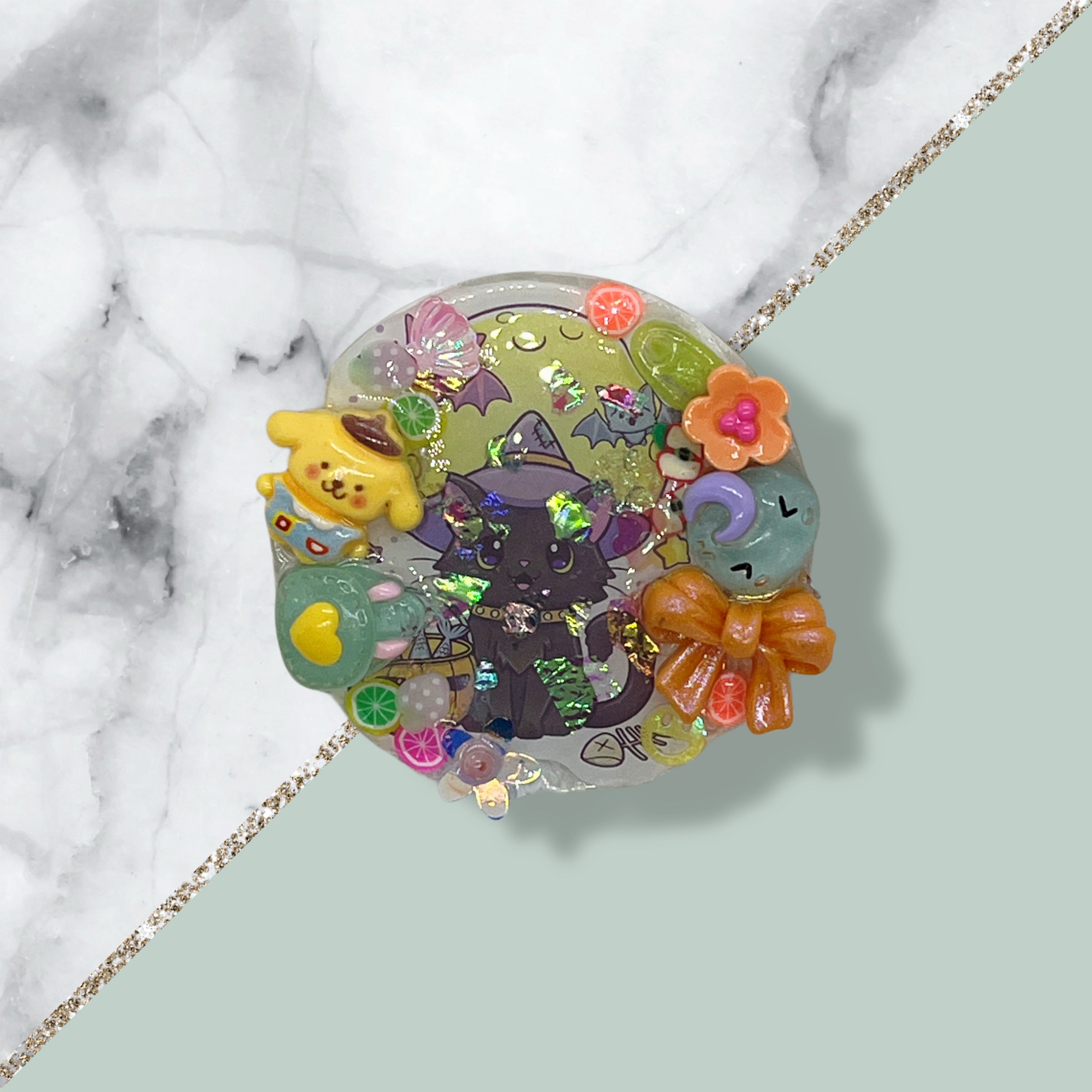 no:709 Resin magnet, Made by Djongi
