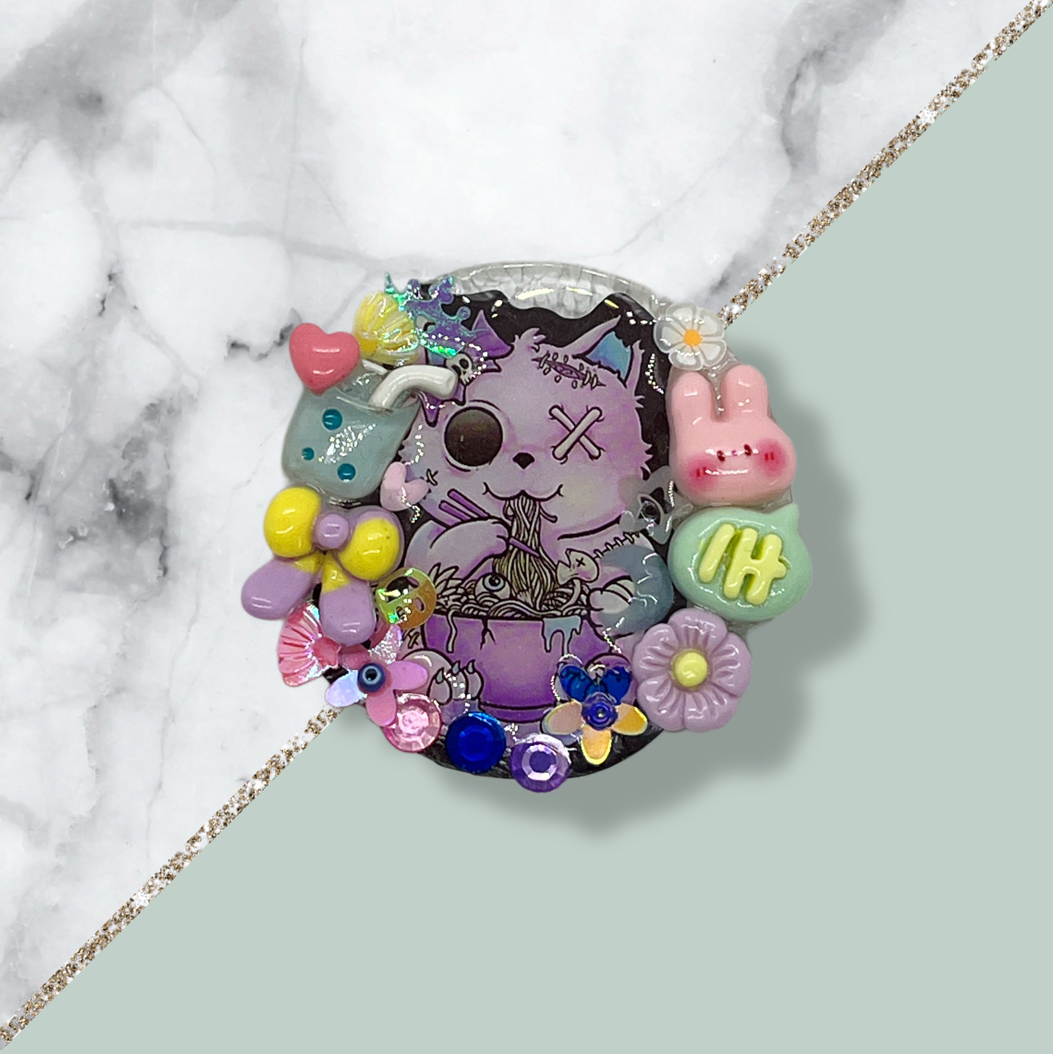 no:719 Resin magnet, Made by Djongi