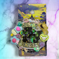 no:802 Resin pin брошка, Made by Djongi