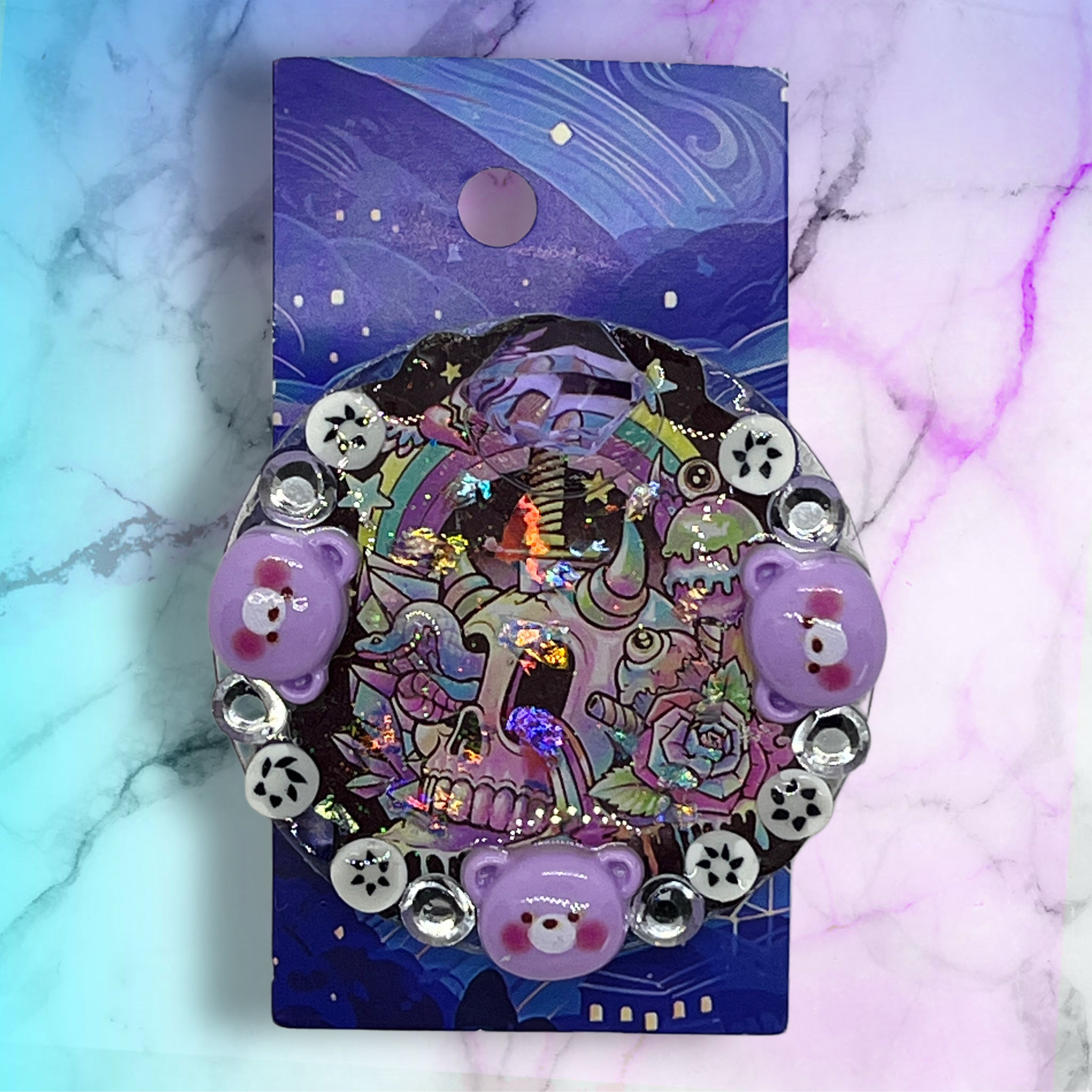 no:817 Resin pin брошка, Made by Djongi