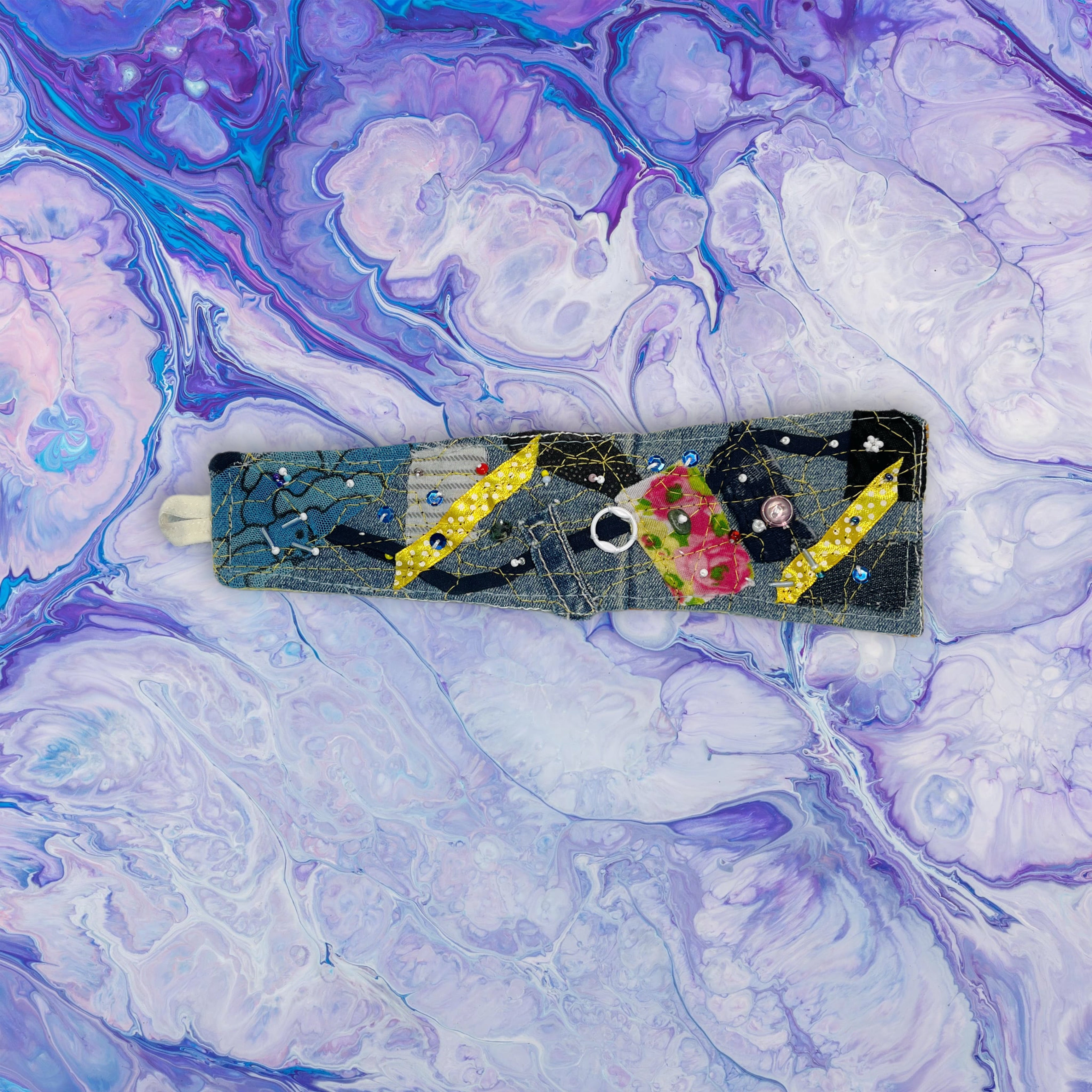 Ina bracelet, Made by Djongi