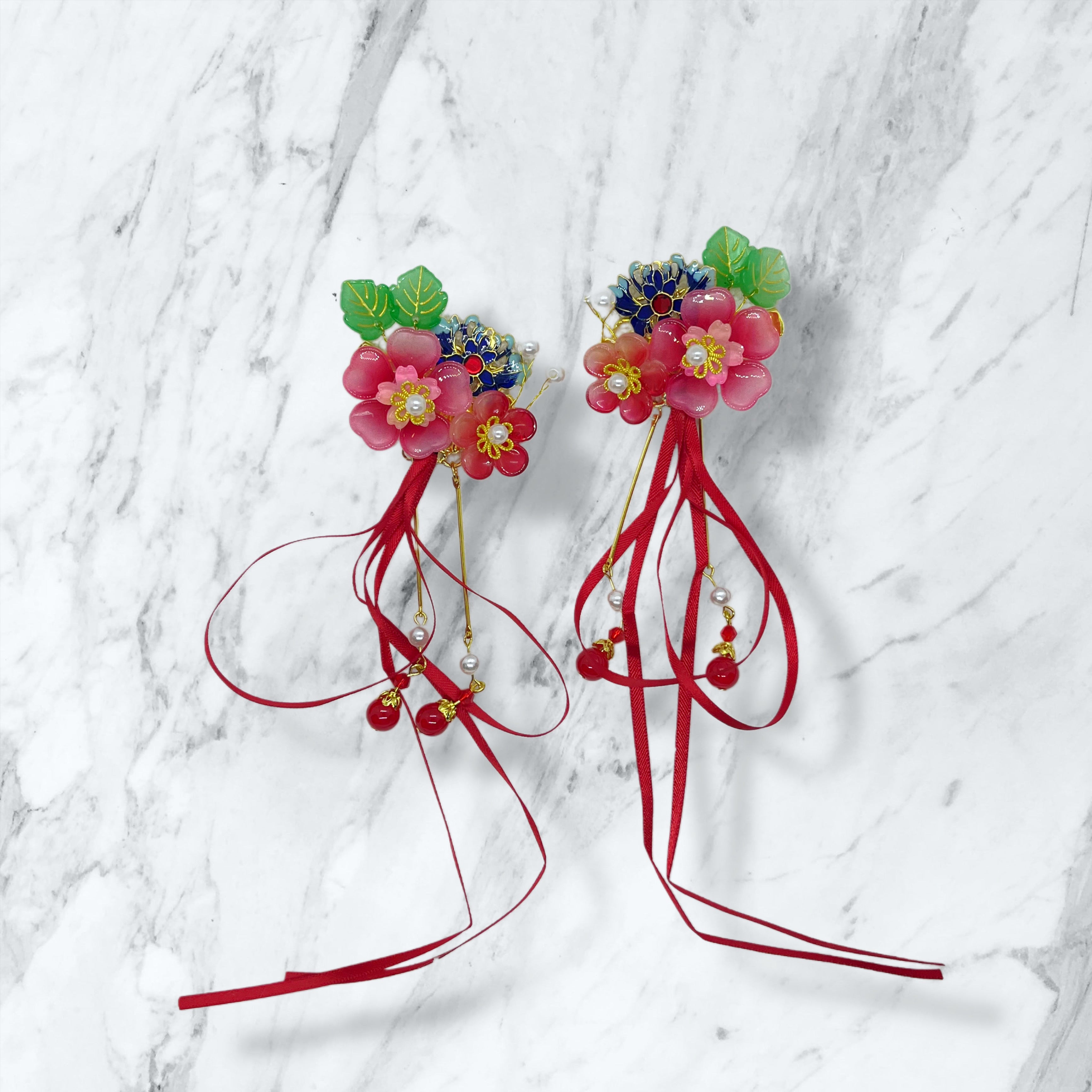 Ribbon red flowers Clips set, Tiny Things
