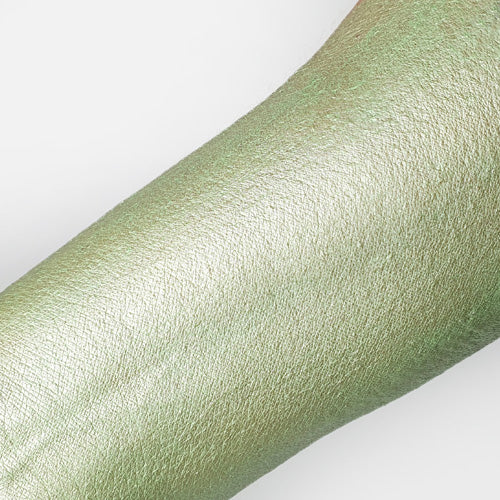 no:745 Water Make-up Pearl, Grimas